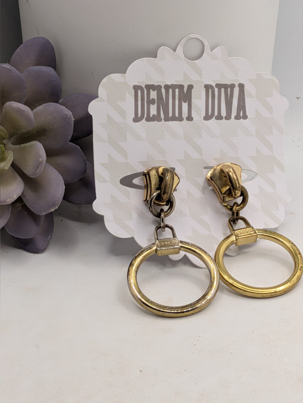 Poppy Zipper Pull Gold Drop Hoop Earrings